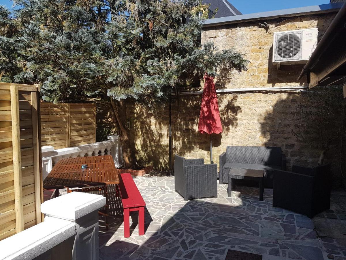 Maisonnette Privatisee Sedan Exterior foto